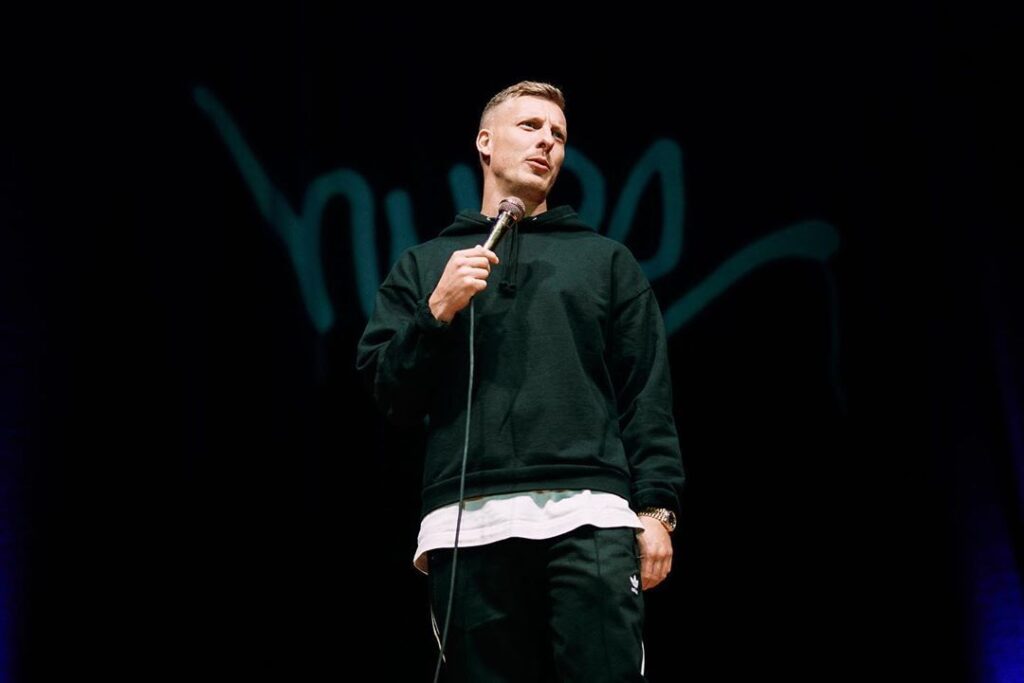 Wie Felix Lobrecht sein Vermögen aufgebaut und vermehrt hat